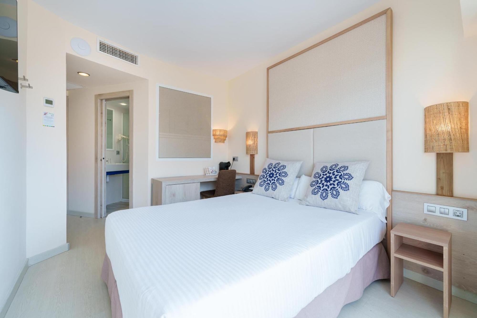 Ferrer Janeiro Hotel & Spa Can Picafort  Ngoại thất bức ảnh