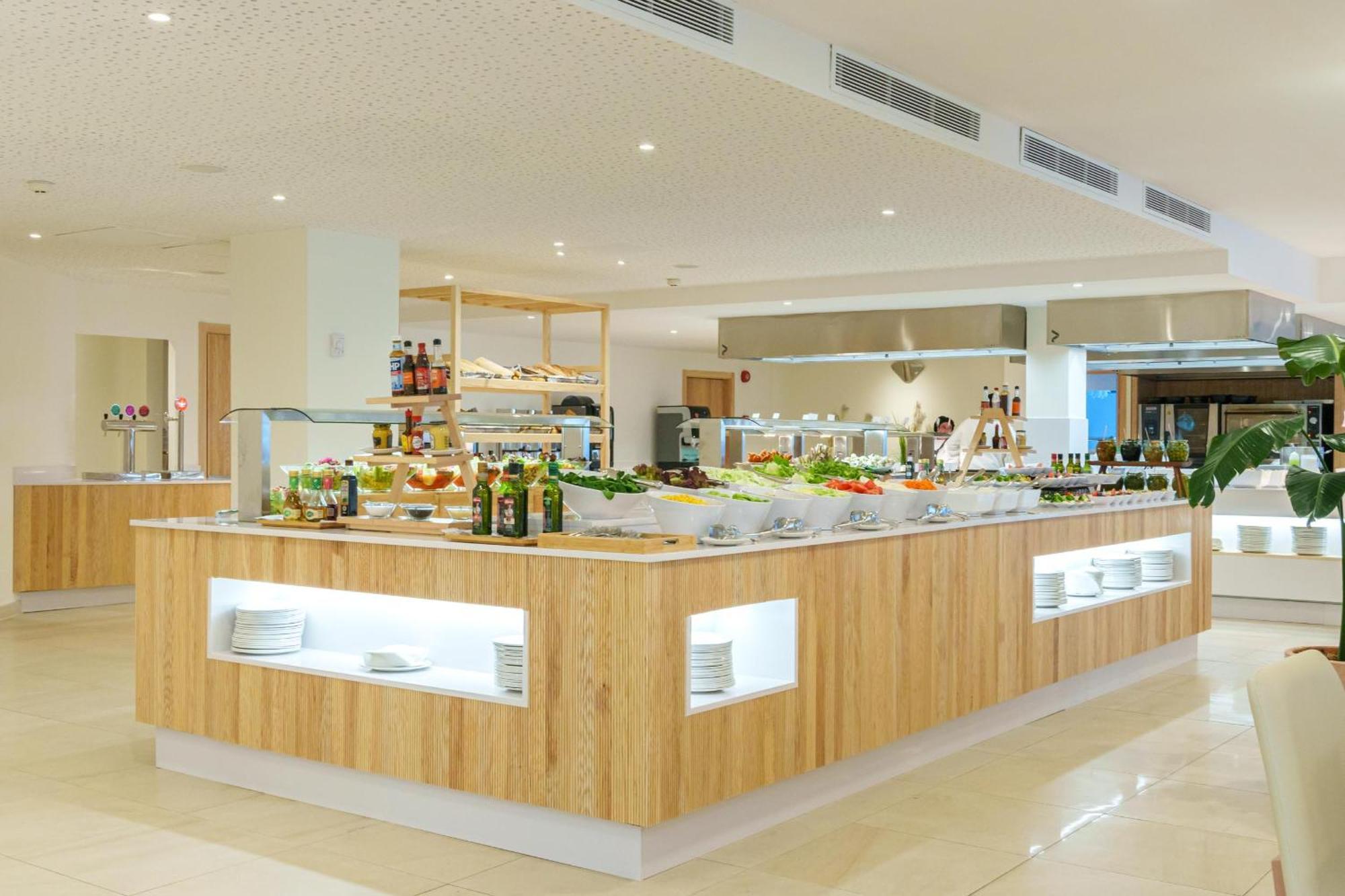 Ferrer Janeiro Hotel & Spa Can Picafort  Ngoại thất bức ảnh